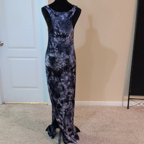 Forever 21 Blue Tie-Dye Dress - Picture 5 of 5